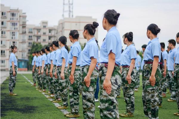 绵阳航空职业学校是公办校吗到底好不好