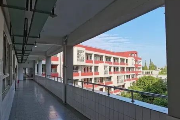 郫都四中录取分数线 郫都四中录取分数线