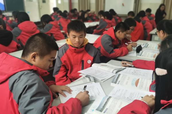 四川核工业技师学院会计学专业学生 四川核工业技师学院会计学专业学生