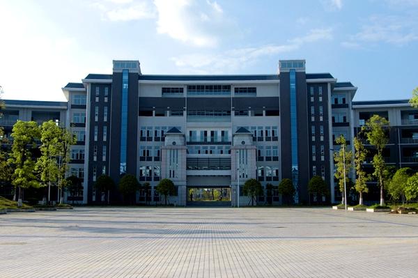 南充科技职业学院 南充科技职业学院