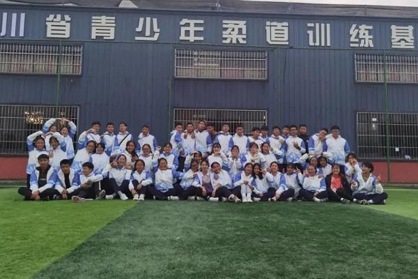 普明中学老师在比赛中获奖