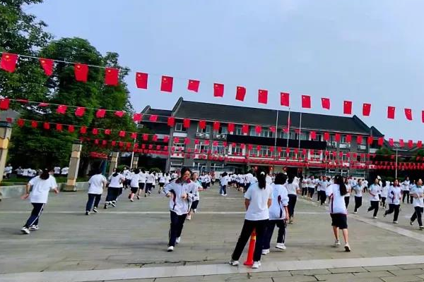 安仁中学招生电话多少 安仁中学收费标准介绍