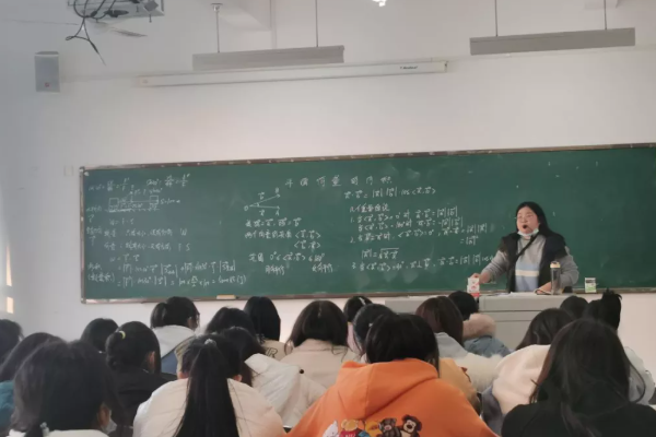 德阳科贸职业学院中职部 德阳科贸职业学院中职部