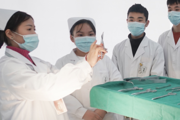 眉山卫校学费多少 眉山卫校学费多少