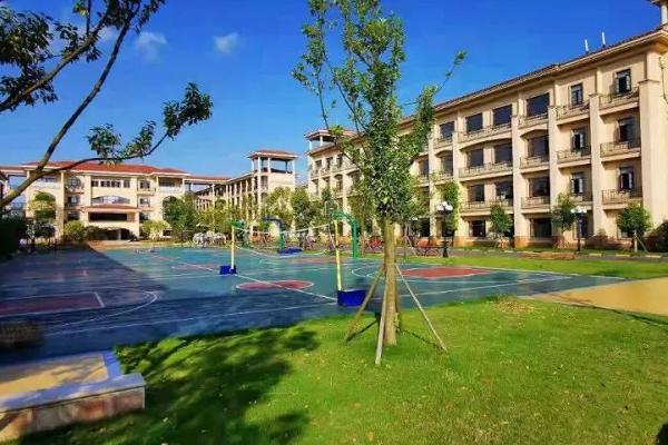 乐山市旅游学校 乐山市旅游学校