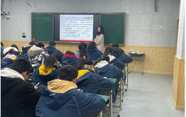 都江堰市领川实验学校招生 都江堰市领川实验学校招生