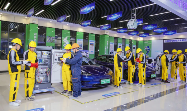 怎么选择职业学校