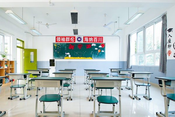 都江堰市领川实验学校收费标准是怎么样 都江堰市领川实验学校收费标准是怎么样