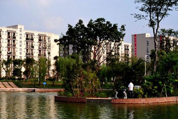 四川城市技师学院