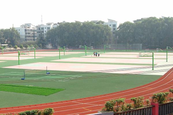 四川省南充卫生学校