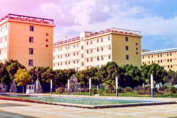 四川电子机械职业技术学院好不好