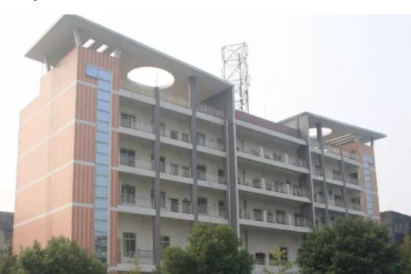 南充科技职业学院 南充科技职业学院