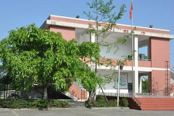 四川省南充卫生学校师资好吗 四川省南充卫生学校师资好吗