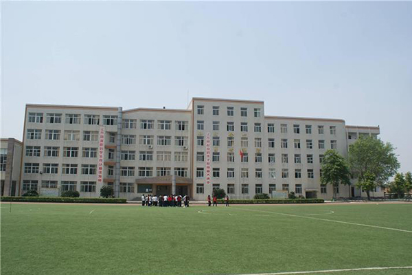 崇州市职业学校怎么样 崇州市职业中专学校地址