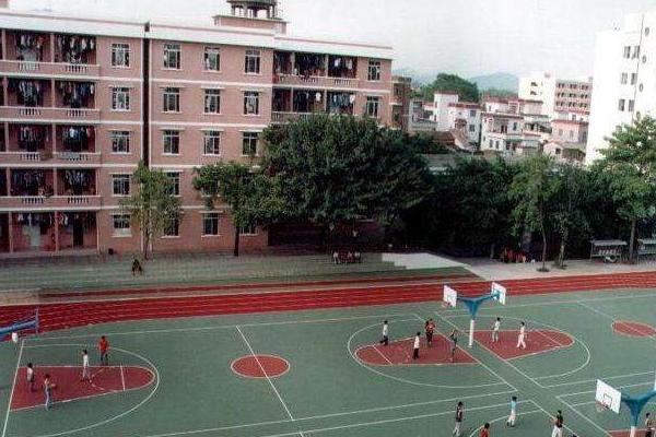 四川省绵阳普明中学怎么样好不好