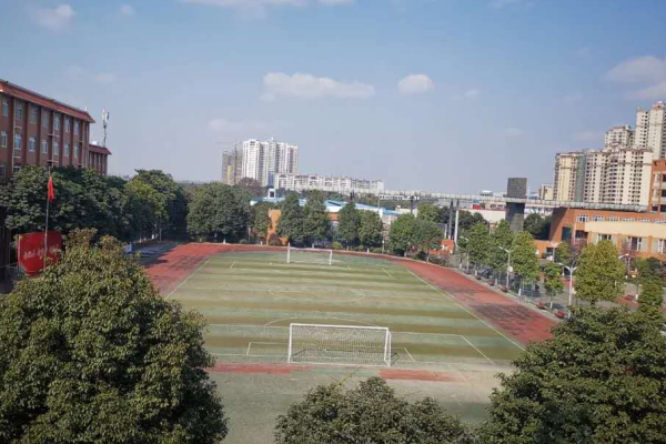 2022年眉山实验高级中学收费标准介绍