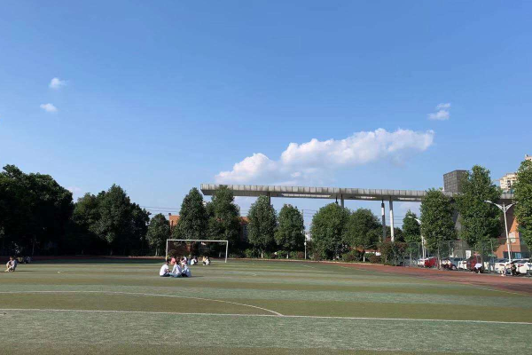 眉山实验高级中学 眉山实验高级中学