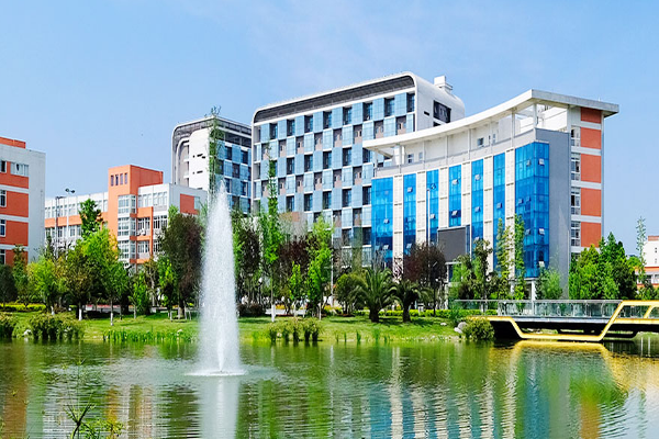 成都铁路卫生学校 成都铁路卫生学校