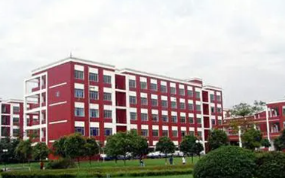 四川托普计算机职业学校2022年招生分数线