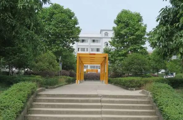 大英县中等职业技术学校 大英县中等职业技术学校