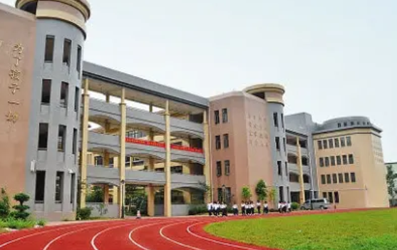 四川省仪陇县扶轮育才职业学校2022年招生分数线