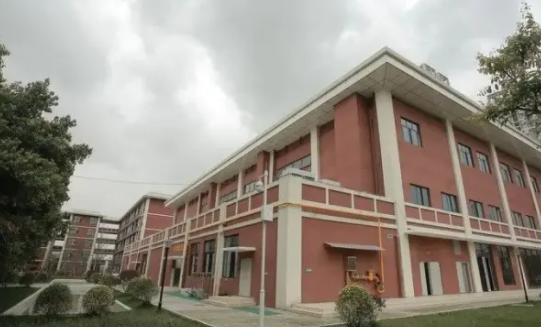 成都石室中学蜀都校区 成都石室中学蜀都校区