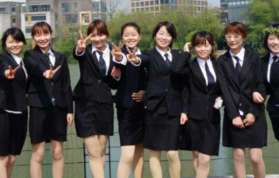 2022初三激励成都学生的黑板报内容