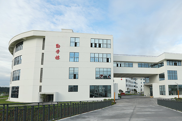 泸州化工工程职业技术学校2022年招生简章
