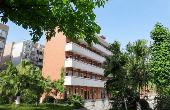 眉山实验高级中学录取分数线 眉山实验高级中学录取分数线