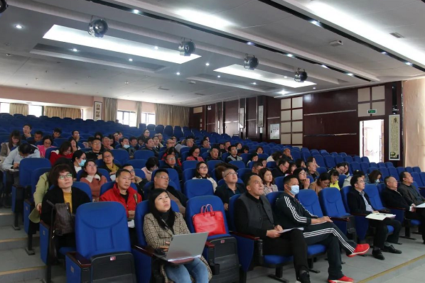 金堂中学召开二诊成绩分析会 金堂中学召开二诊成绩分析会
