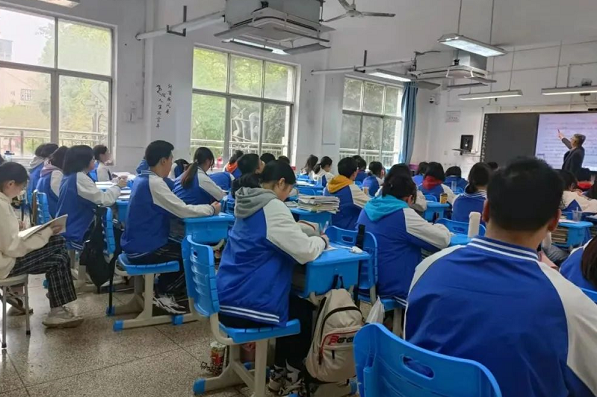 绵阳普明中学怎么样录取分数线高吗