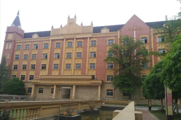 四川五月花学院 四川五月花学院