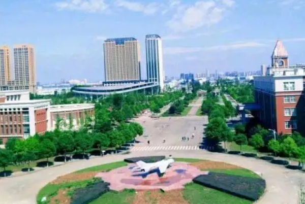 成都航空职业技术学院 成都航空职业技术学院