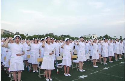 2022年四川护士学校招生简章|就业保障