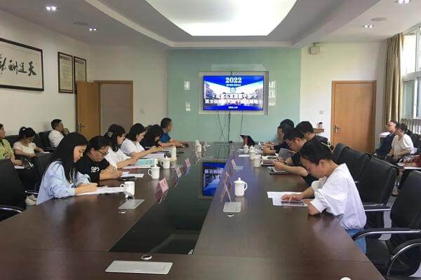成都石室蜀都中学举行第二届班主任活动 成都石室蜀都中学举行第二届班主任活动