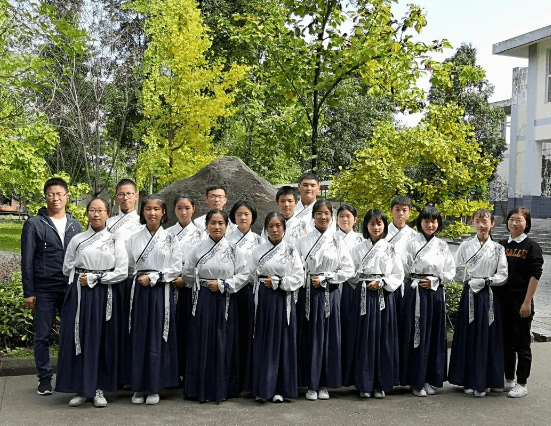 怀远中学学费是多少呢
