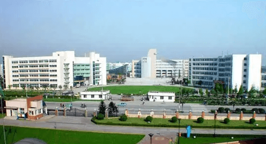 四川省服装艺术学校有3+2大专吗