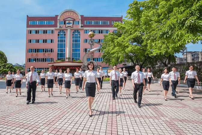眉山映天学校 眉山映天学校