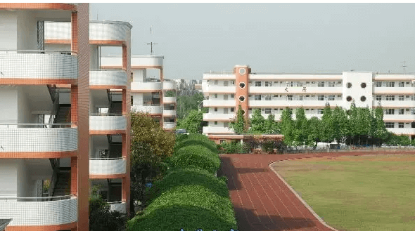 四川大邑中学师资力量好不好|学校的升学率高不高