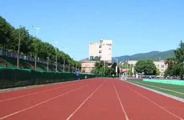 四川核工业技师学院