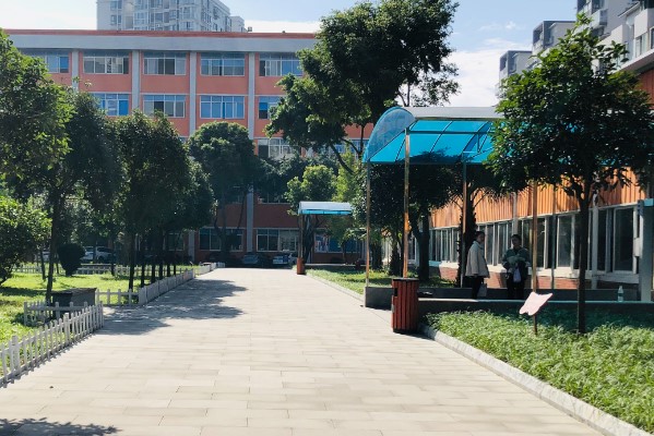 四川现代艺术学校 四川现代艺术学校