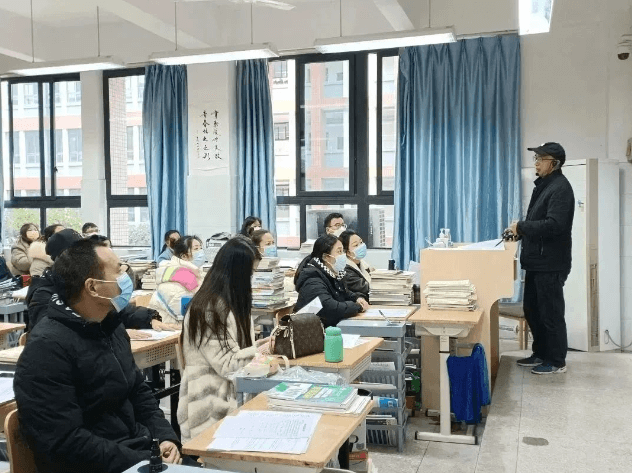 成都市新津中学 成都市新津中学