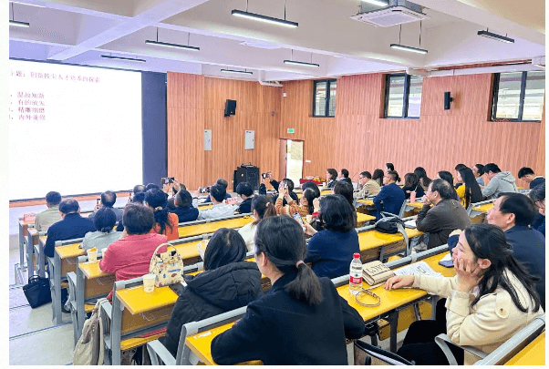 2023年广汉中学有哪些班型_教学设施好吗