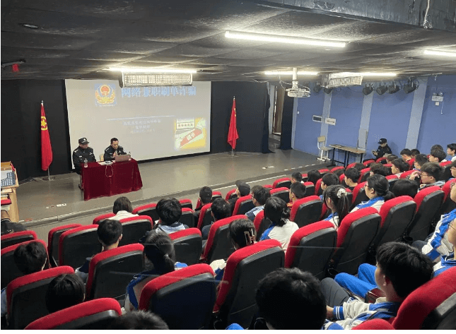 四川五月花技师学院是中专吗_办学优势有那些
