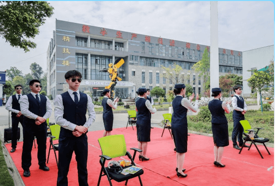 成都电子信息学校 成都电子信息学校