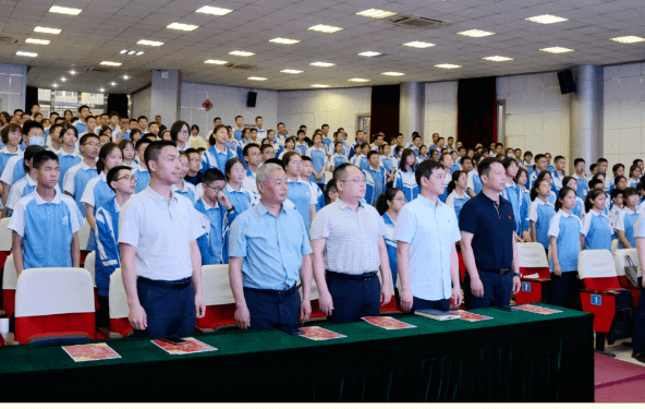 成都温江中学2023年招生计划_教学设施
