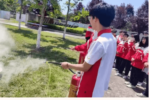四川省民政干部学校是公办的吗_校企合作