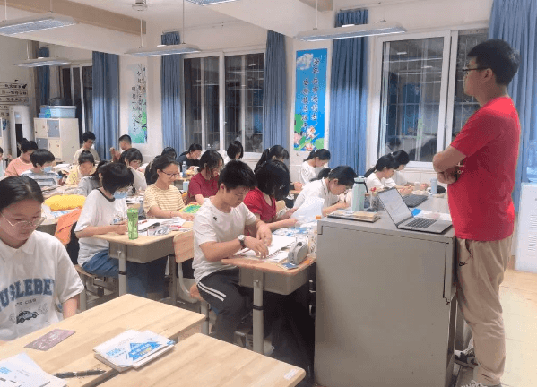 四川省双流中学 四川省双流中学