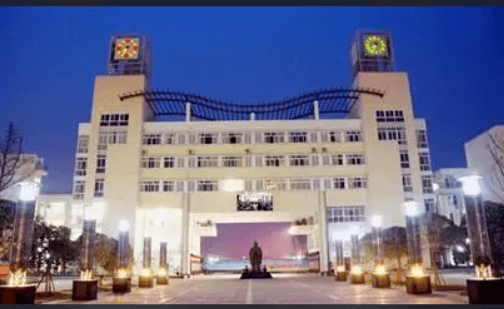 2023年温江中学升学率_教师配置