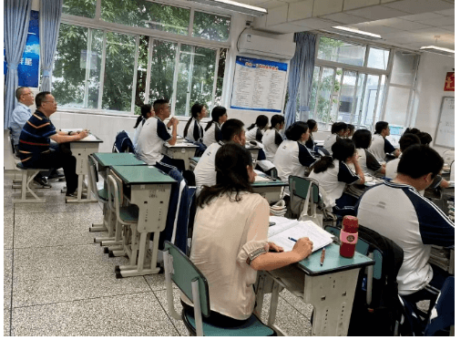 2024年四川省成都市龙泉中学报名方式_师资力量